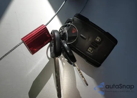 2019 Chevrolet Silverado C1500 Custom z USA, uszkodzony, nr VIN 1GCPWBEF2KZ349181